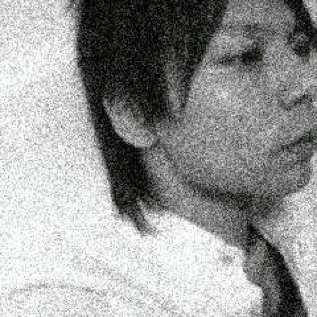 商業演劇、演歌、歌謡曲、劇場のお弁当、美術展、麺類、「テレフォン人生相談」時々「ひるのいこい」ほかAMラジオリスナー、G。