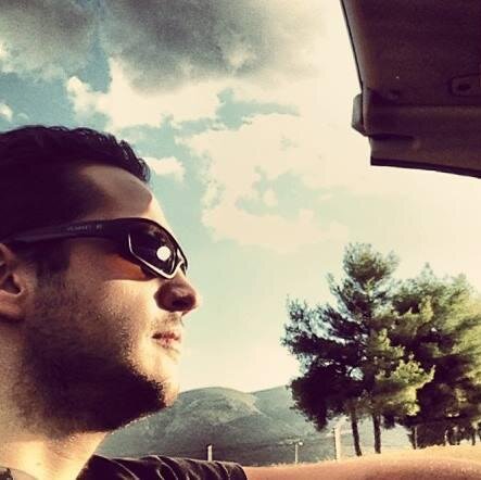Car Journalist & Passionated Filmaker - Check my YouTube channel https://t.co/WyAu0rJo4H