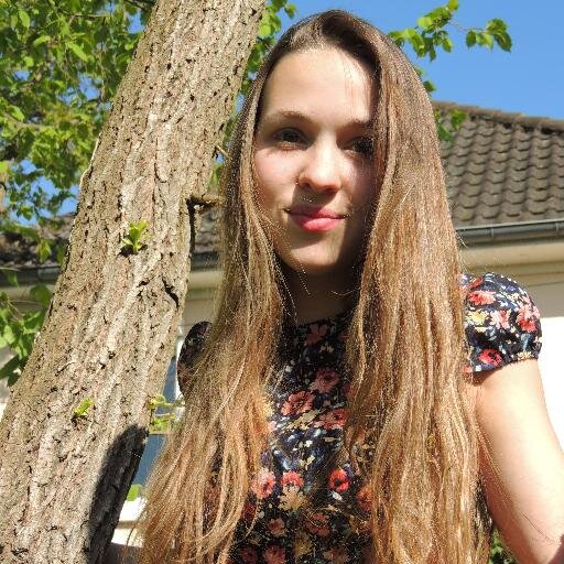 ~Believe in your Dreams~                              
Sing and be on stage for ever and till the end of my life
http://t.co/CCzBNPjKTM