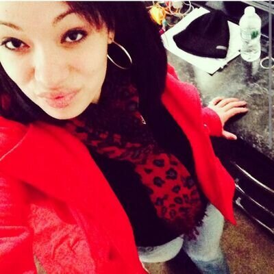 ProUd 2Be 1 oF tHe ReALisT FeMaLeS oUt HeRe!