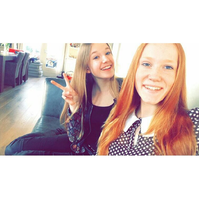 Eva5Xx's profile picture. 