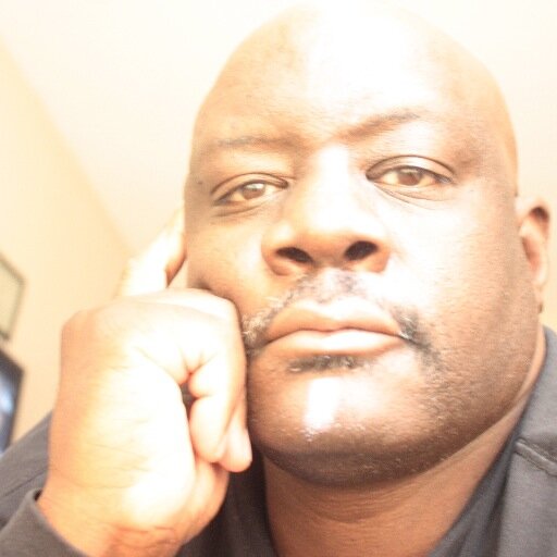 ProfBMontgomery's profile picture. Roosevelt University prof. with a focus on blending new technology with traditional reporting methods. Other Interests are family, photography & videography.