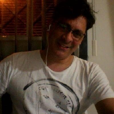 amo meus amigos e adoro novas amizades!!