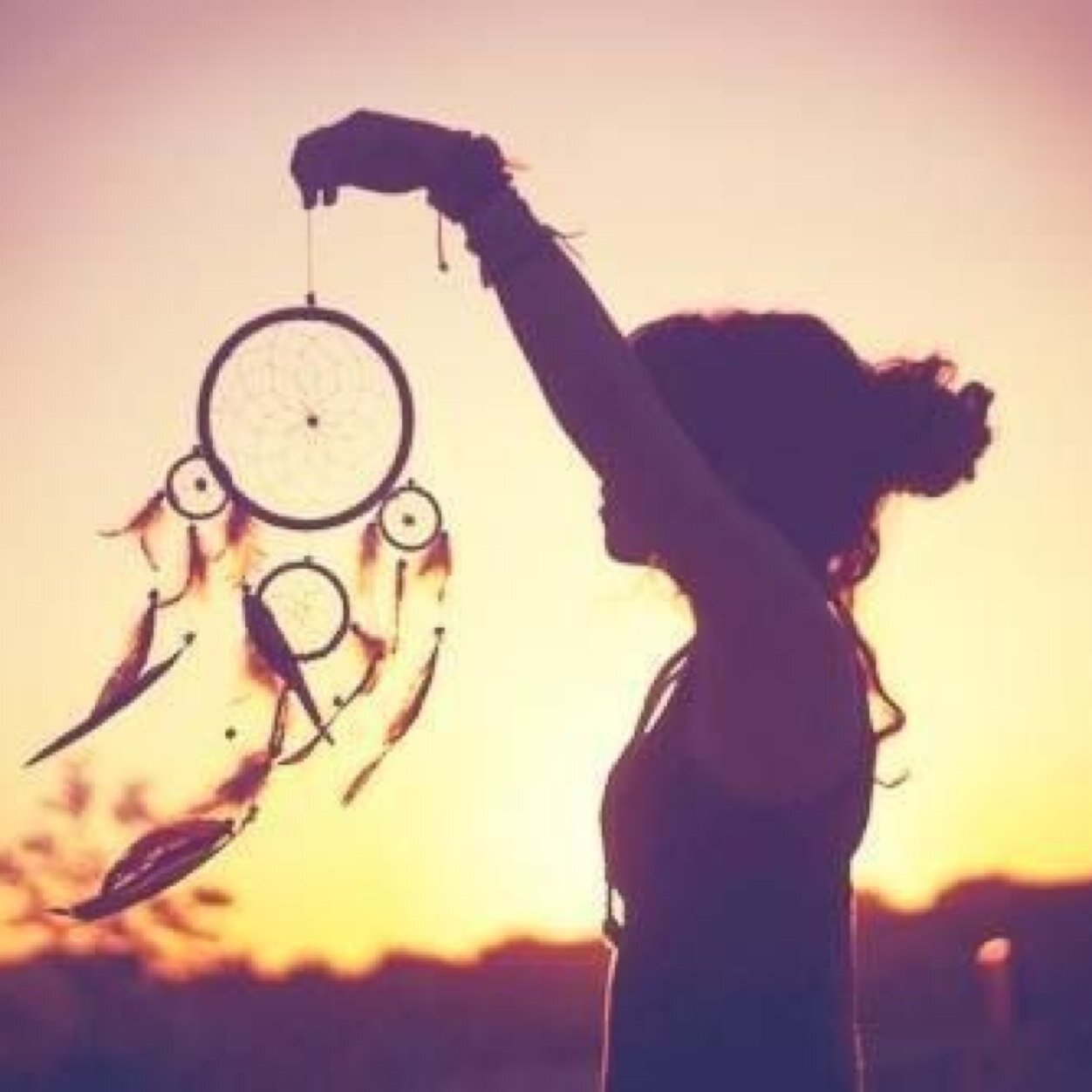 Milso_Sister's profile picture. I'm a healthy mix of Jess from New Girl and Bunny from Graveyardgirl on YouTube.