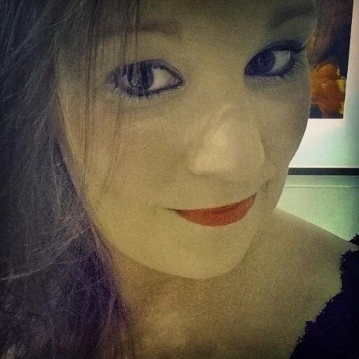 k8willington's profile picture. Mum...Wife...Sister...Daughter...Friend...that one person you know who repeats all the lines from Friends before they're said & mostly confused