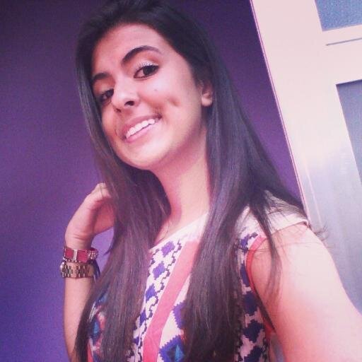 palavras até me conquistam temporariamente mas atitudes me ganham ou me perdem para sempre :**