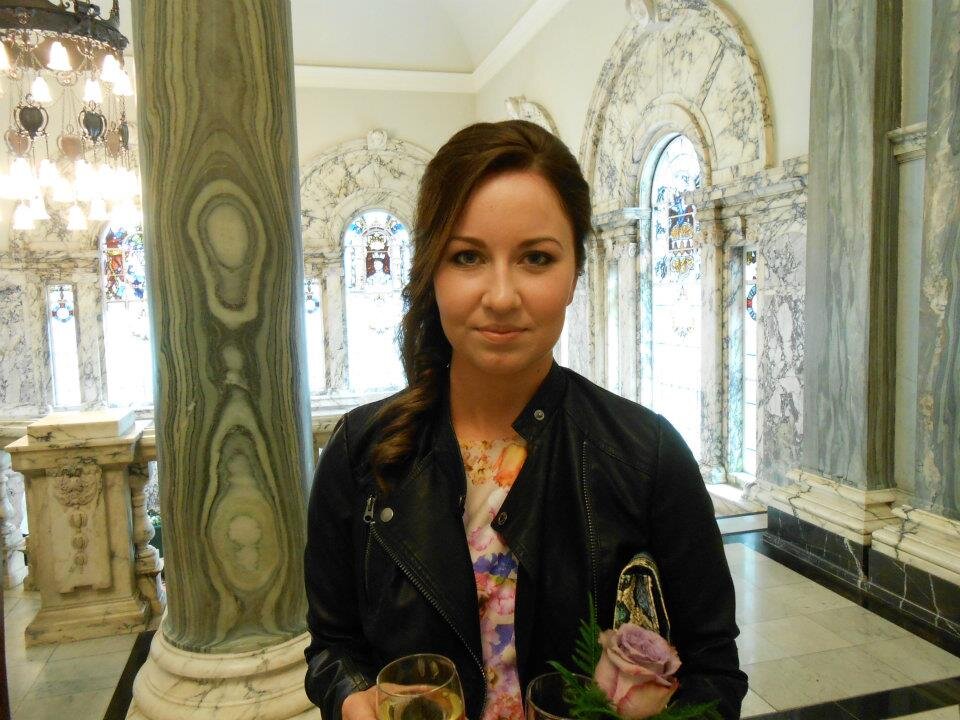 Contemporary Jeweller, Designer and Maker.