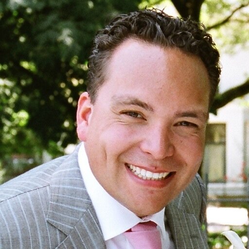 Father of 3 kids, CEO @ OnlineSeminar. Mad about Tech, Gadgets and EV.