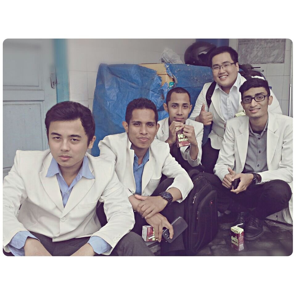Farmasi Ubaya '09