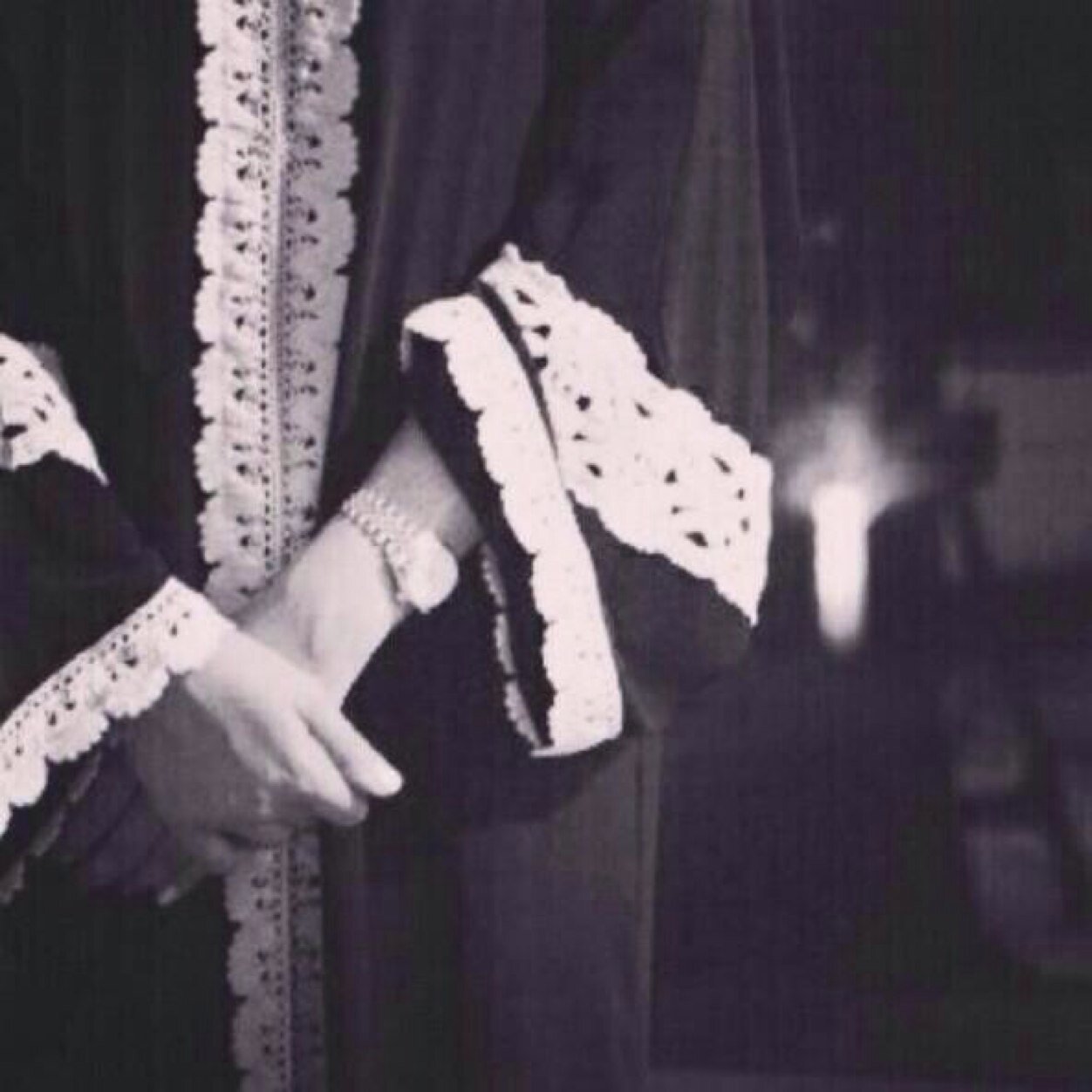 mariamQ10's profile picture. آشتهي العودة للورآءّ كي آضمَ أرواحاً لم تخبرني بموعد رحيّلهآ وغآدرتنيّ علىَ غفَله مَن آمّري (خاصَ ✖️✖️)