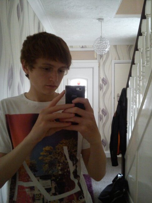 JordanWilton__'s profile picture. haha liam;)