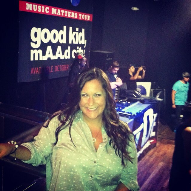 Jenn_Coc's profile picture. BA in Comm & Psych @ UMichigan & Master in Entertainment Business @ Full Sail University. Passion for new media & all things entertainment IG Jenn_Coc