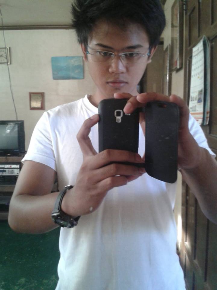 antuKen016's profile picture. i love art,i love music,i love food,i love beers,