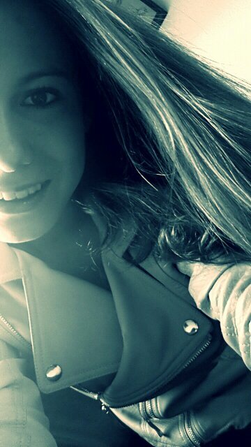 ♡Royyy ~♥Directioner ∞ ♥~ Met 1D at 22/09/2012 , 3/05/2013, 4/05/2013, 25/06/2014 ♡