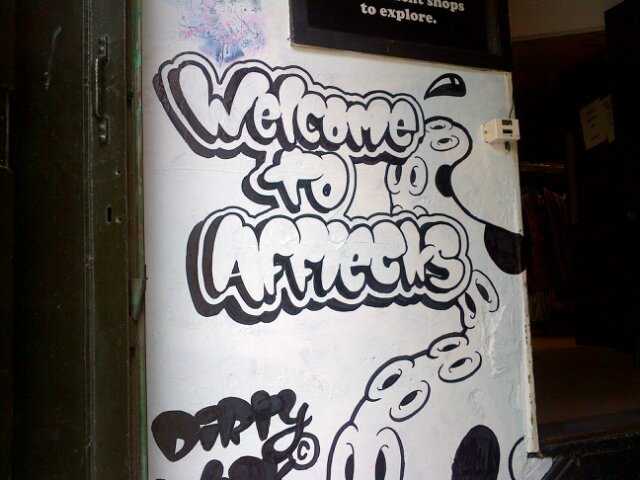 Pozkersh's profile picture. Anti fascist, pro World, Europe and UK - in that order. Supporter of women’s sex-based rights.