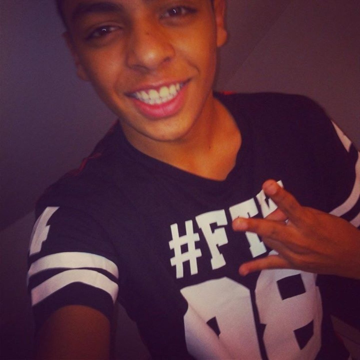 LoicLoiii's profile picture. 