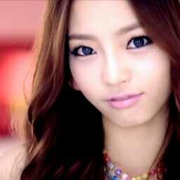 bellhyun1's profile picture. 16, try to be a good person..