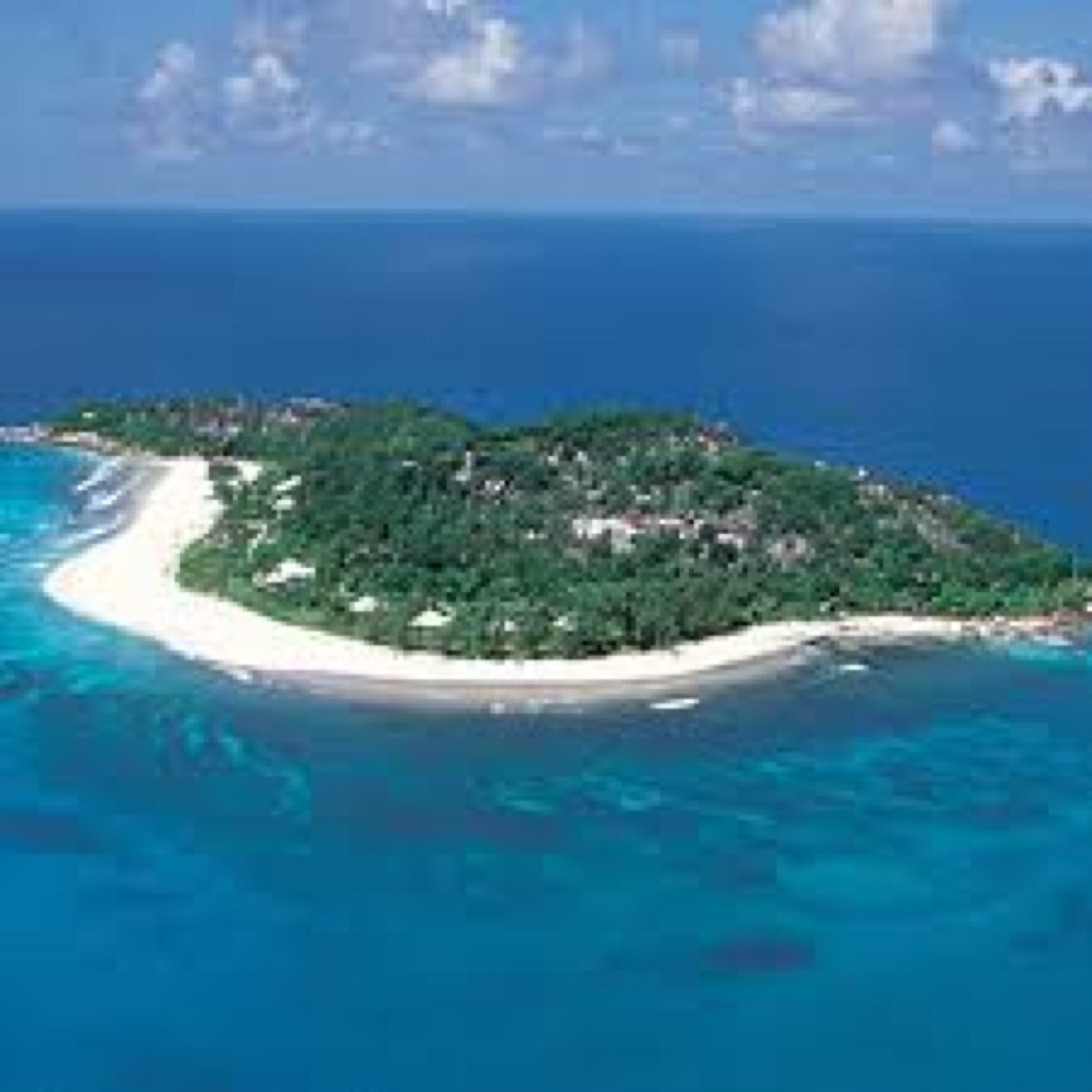 The most wonderful islands owned by billionaires!