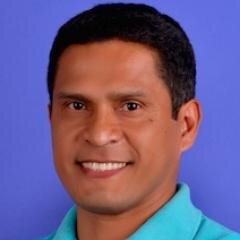 English teacher, Apple aficionado, likes technology, parent, video editor. I'm Israel Martin Diaz Suarez and I want to make the world a better place to live in.