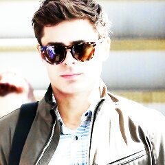 Zac || 18 || scopamico || coccolamico || baciamico.