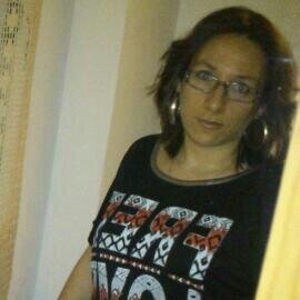 Le doy gracias a la vida porque tengo lo que quiero alguien que por mi suspira aunque sea desde el cielo