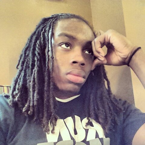 EazyGuru's profile picture. 