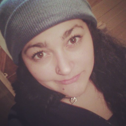 Hola! Bienvenido a mi Twitter , !♥JB & DDL ; Mi instagram Janiceex18 ;)