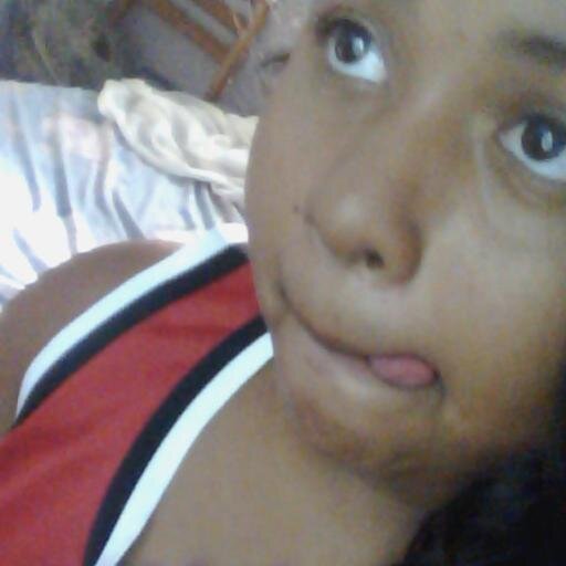 alejand60206188's profile picture. sigueme y te sigo 
Moymoy Palaboy =D