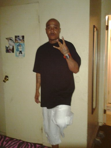 robert_works's profile picture. 