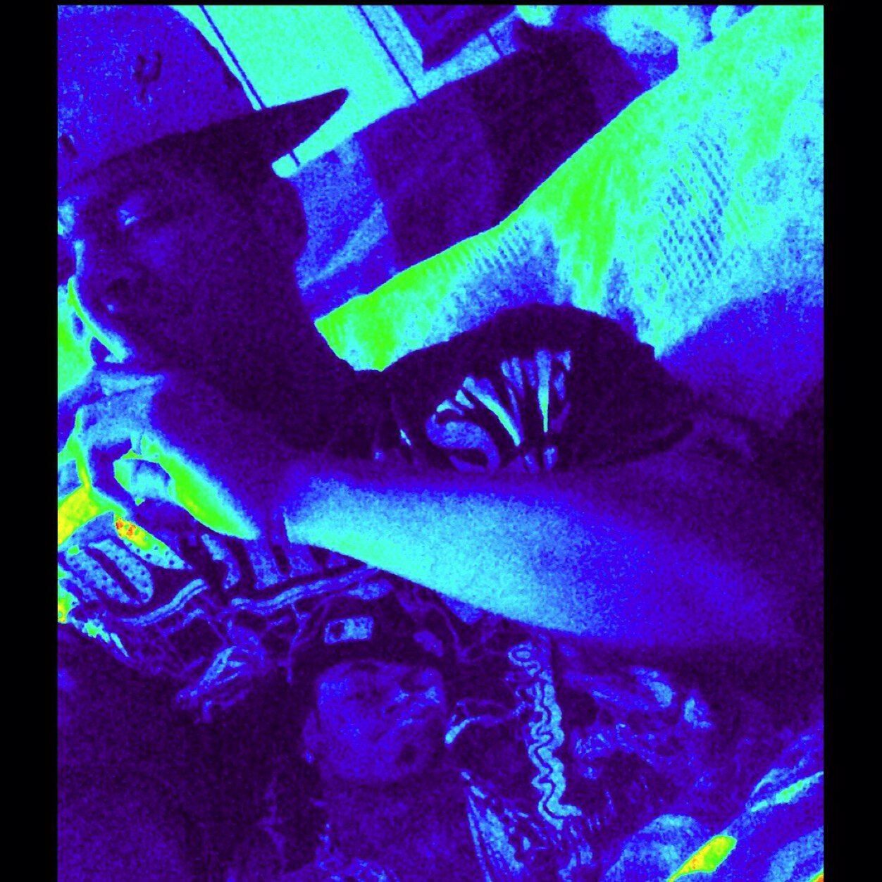 ~~~~|FOLLOW ME ILL FOLLOW YOU BACK|~~~~ ###B.I.L###

Kik: Kinqq_Tayy