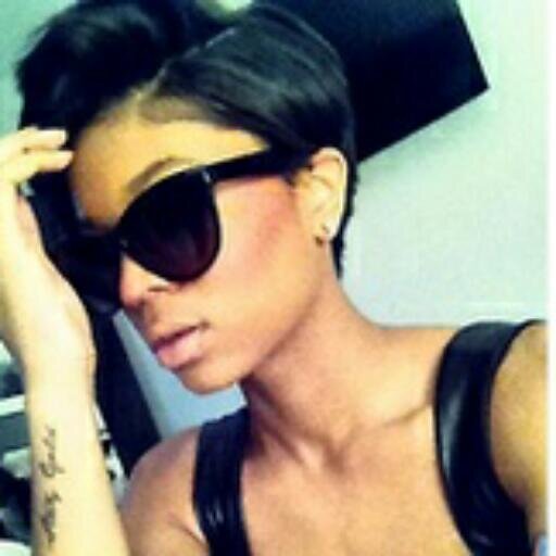A rebel without a pause!Follow me and you'll get lost!#TeamYou'reNotTheBossOfMe!!Twifey is @Mblee_Duzzit