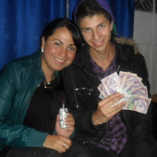 jEizZnMonster's profile picture. Se lo que quieras ser no lo que los demás quieran que seas ;) http://t.co/iJSTWrrBEh