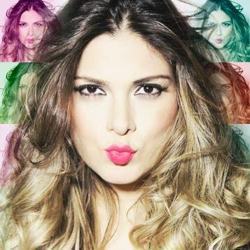 Twitter Oficial da Cantora brasileira Maristela Müller, utilizado pela própria e por sua equipe.
Instagram - @maristelamulleroficial