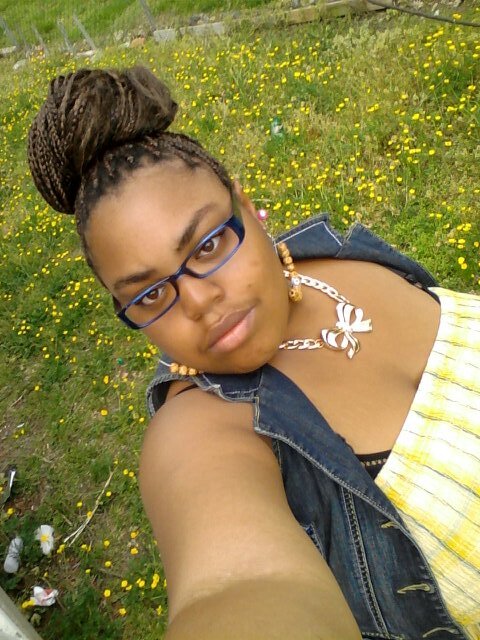 Im 17.. Sinqle kik me @Shaqueea