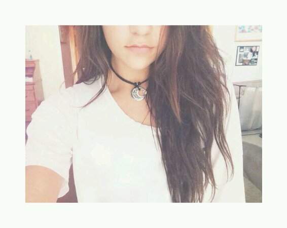 stunningandrea's profile picture. andrea russett has a 99% chance of being better than you