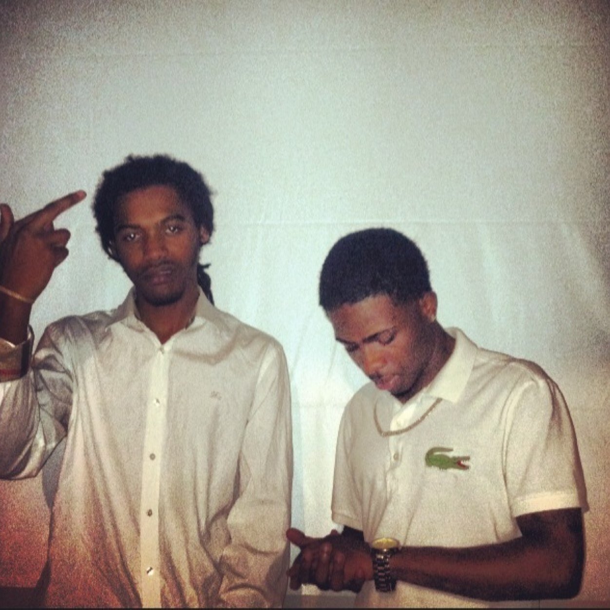TOP SHOTTAS /YOUNG NIGGAS WITH SKILLZ (@MarleyyGee7 @Bandmanpaso) SOLO @_quise2real ) FOR BOOKING PASO632@gmail.com THE WORLD IS WAITING