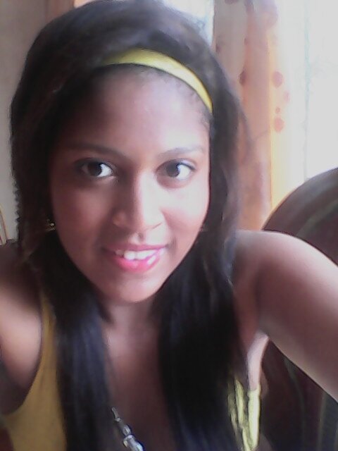 Soy 100% católica, estudie musica ,Soy amigable, extrovertida mi proyecto es estudiar medicina ☺♥