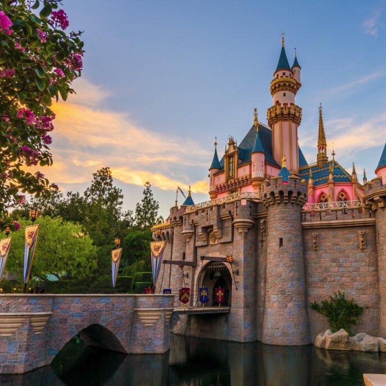 RPGFairyTale's profile picture. Welcome to the fairy tale RPG, where all of the fables are in one town. Some will be in glamour (A person Suit) to cover their true self to the outside world.