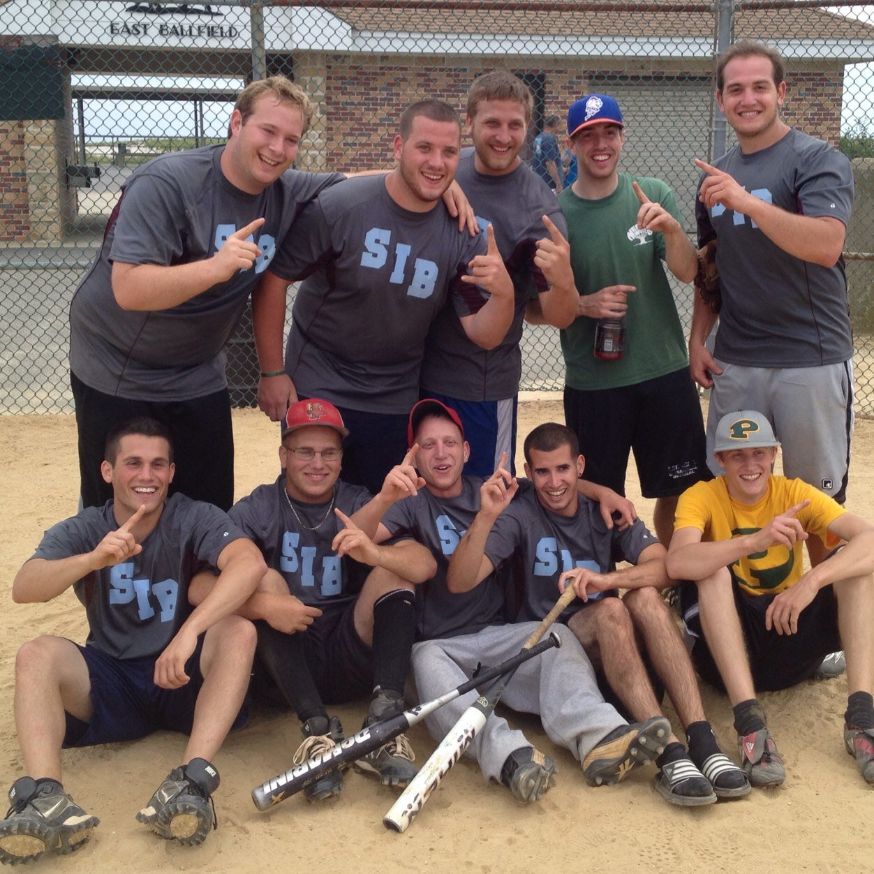 SIBsoftball's profile picture. Chicks dig the long ball... #champs