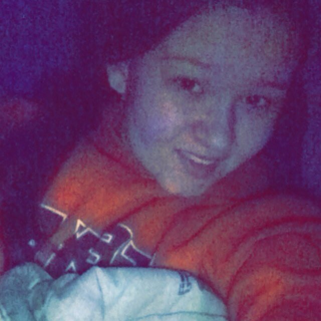 Im a country girl :) I dont put up with peoples crap. Im nice unless u treat me bad. Im easy to get along with :)