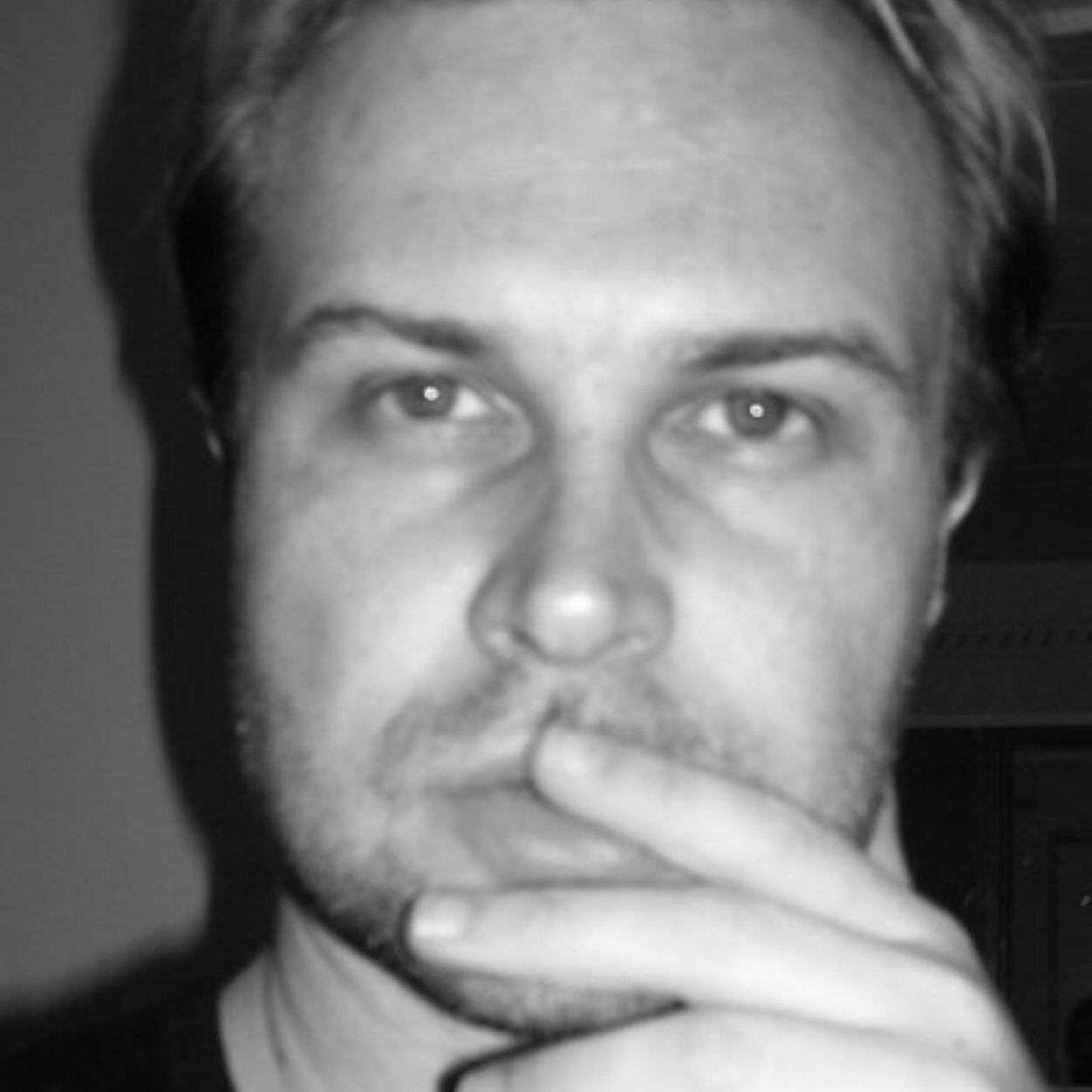 Seaniez Profile Picture