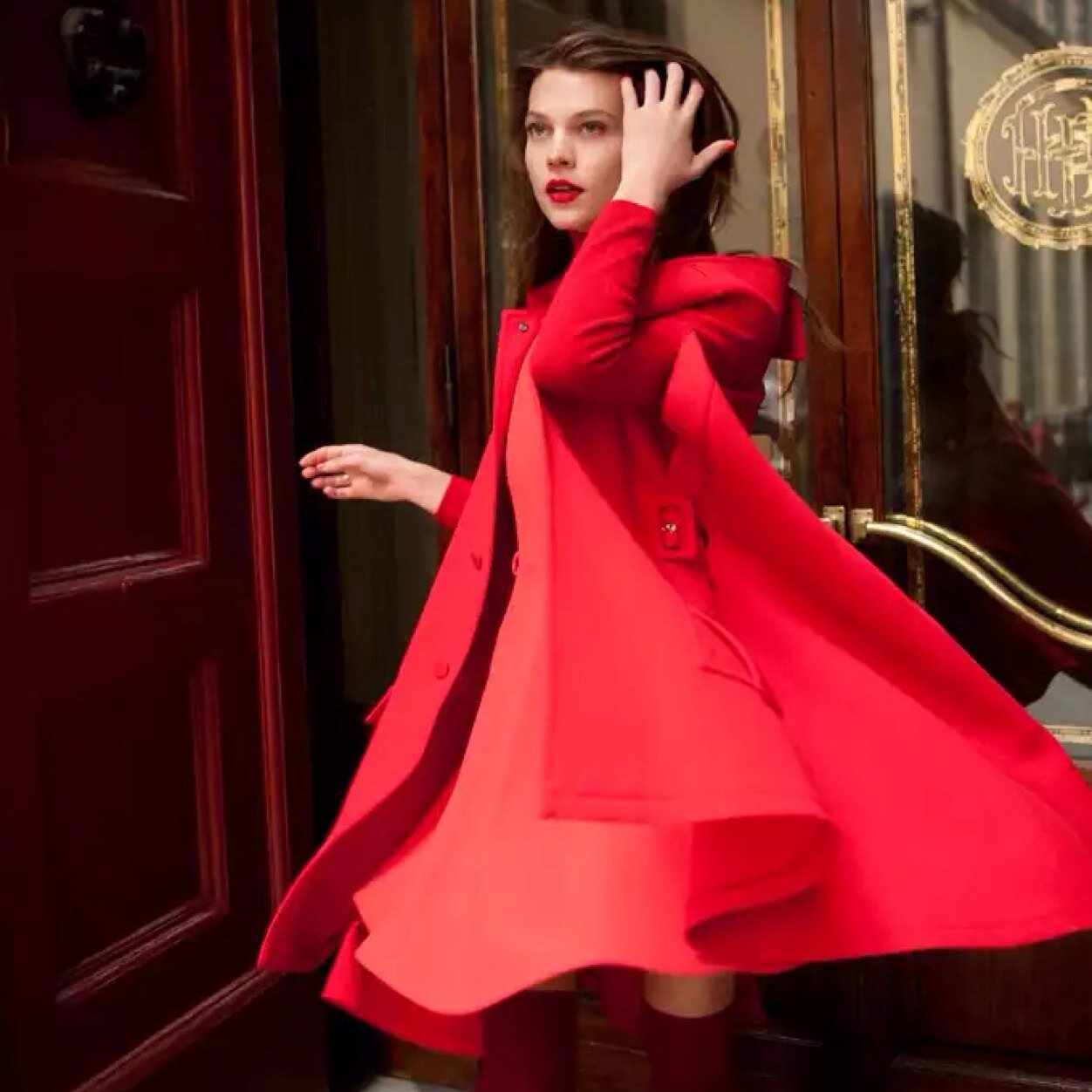 pinwheeling's profile picture. normal human who likes things a normal amount