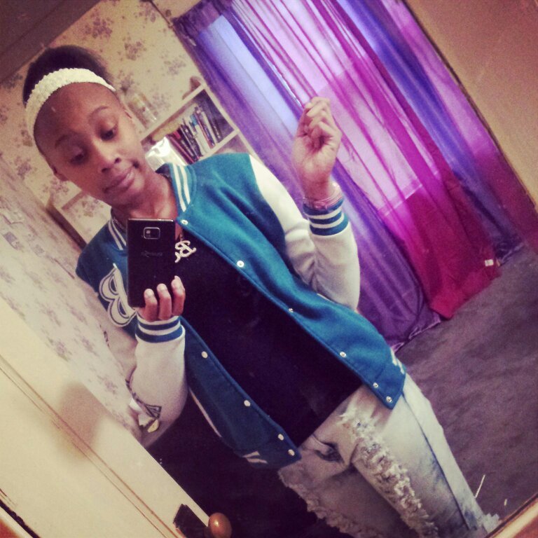 #follow and I will follow back         NO THOTS/NO SQUALLYS