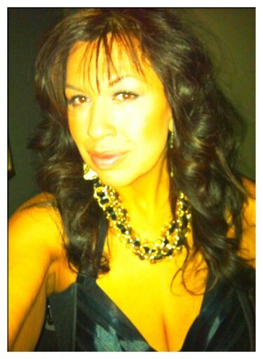 HAIR ARTIST & SALON OWNER