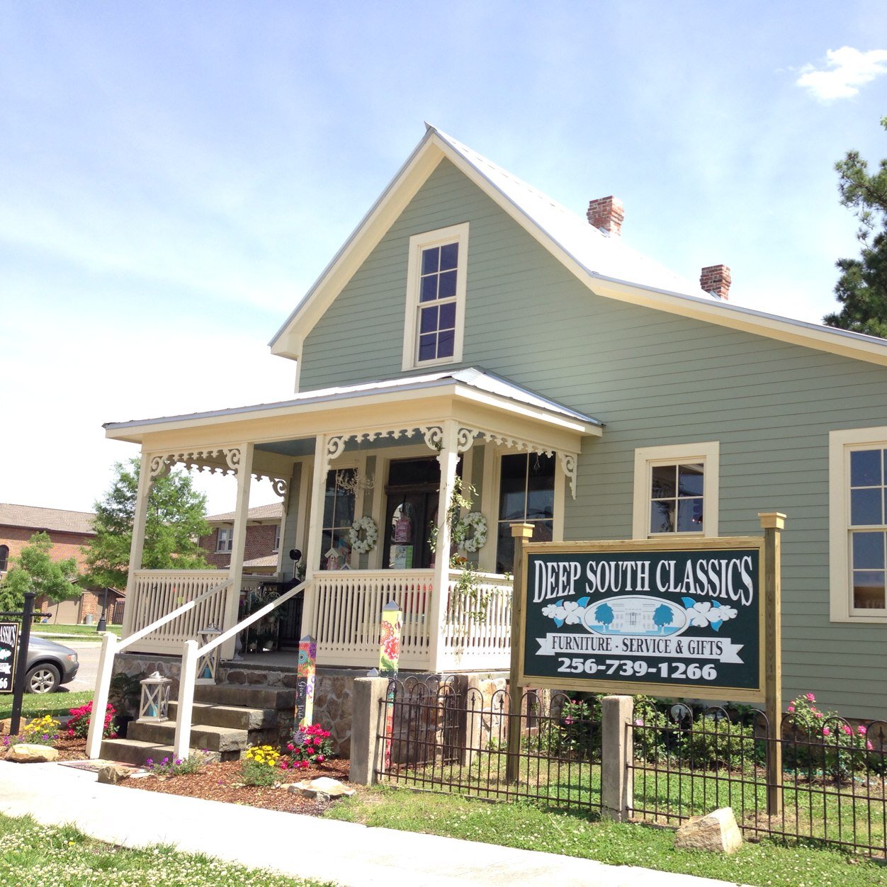 Home Décor, Bridal Registry, Design Consulting, & Baby Registry in Cullman, Alabama.  256-739-1266