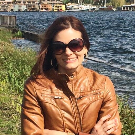 Self proclaimed foodie & wine lover. Proud mom to my adopted pit bulls & turtle. In my free time you'll find me in the kitchen experimenting with a new recipe!