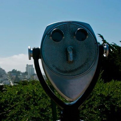 Memorias Instantáneas. Apasionada con descubrir a través de mi lente ciudades, las personas que las habitan, como viven y que los hace vivir cada día mejor.