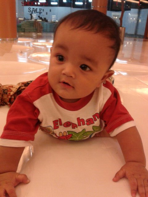 rzytiarayaya's profile picture. 