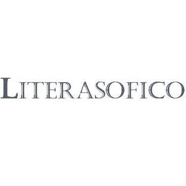 Amo livro, como livro, durmo livro, penso em livro e pretendo escrever vários.