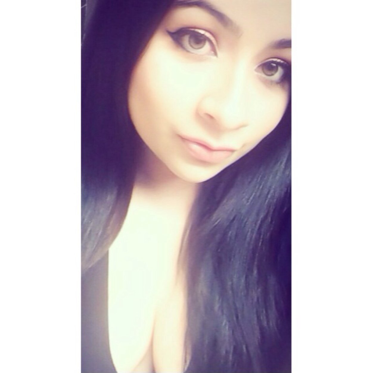 New twitter, due to the fact I'm starting to get annoyed with all the randoms on my other one.
